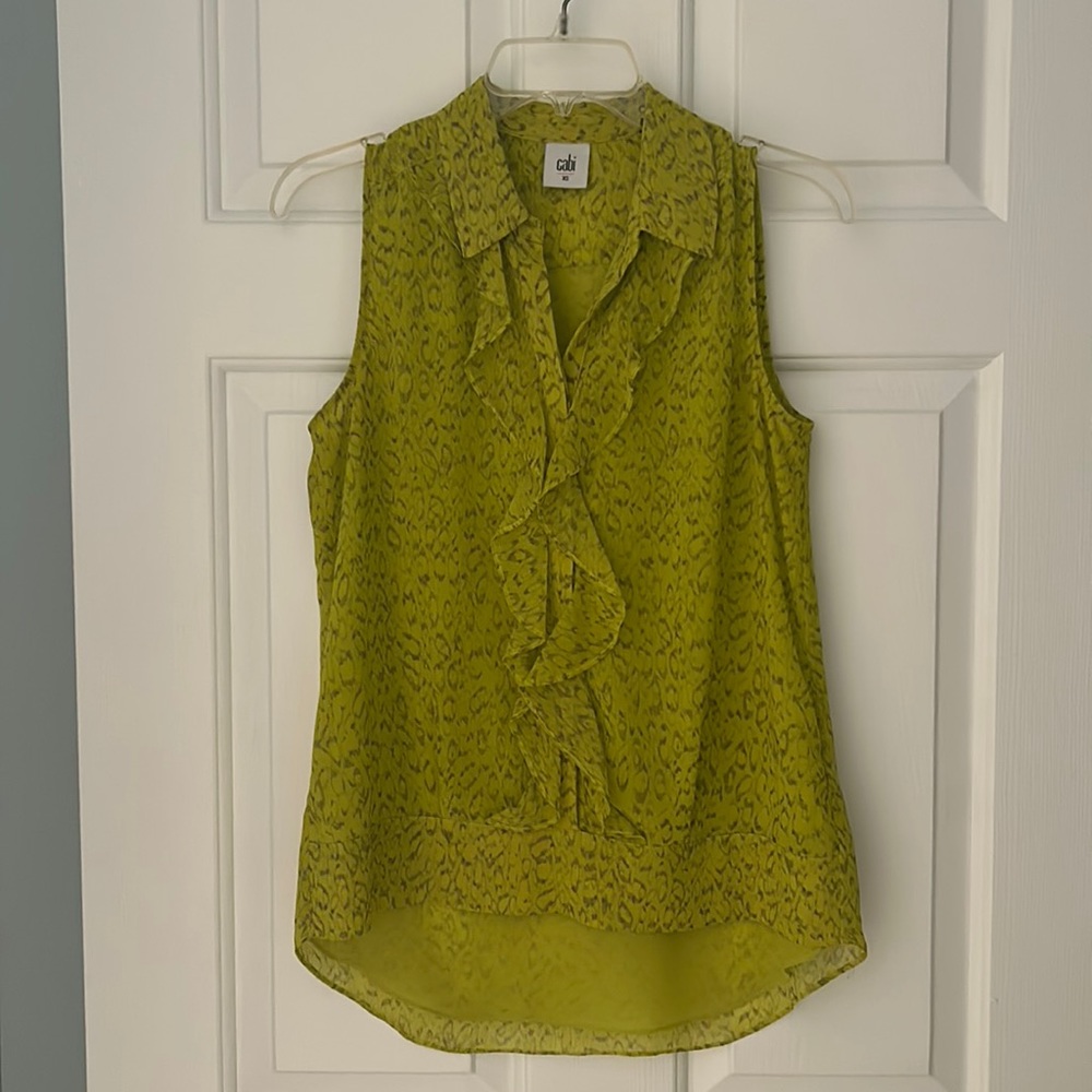 CAbi style #3071 “Reign” lime green blouse size XS